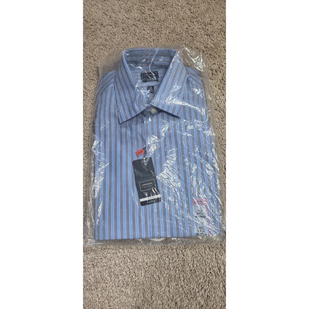 NWT Arrow button-down
